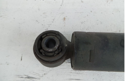 Mercedes Vito 639 115CDI Sto&szlig;d&auml;mfer hinten links od. rechts 2.2 110kw MIXTO